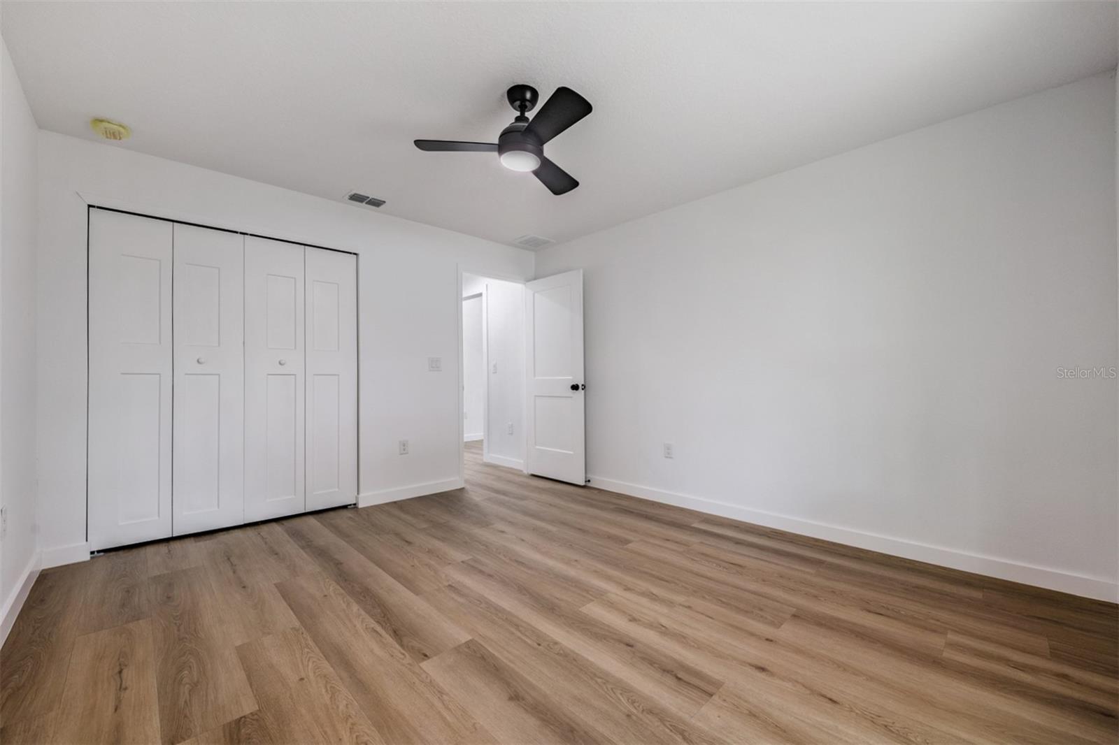 38086 COUNTRYSIDE PL — photo 33