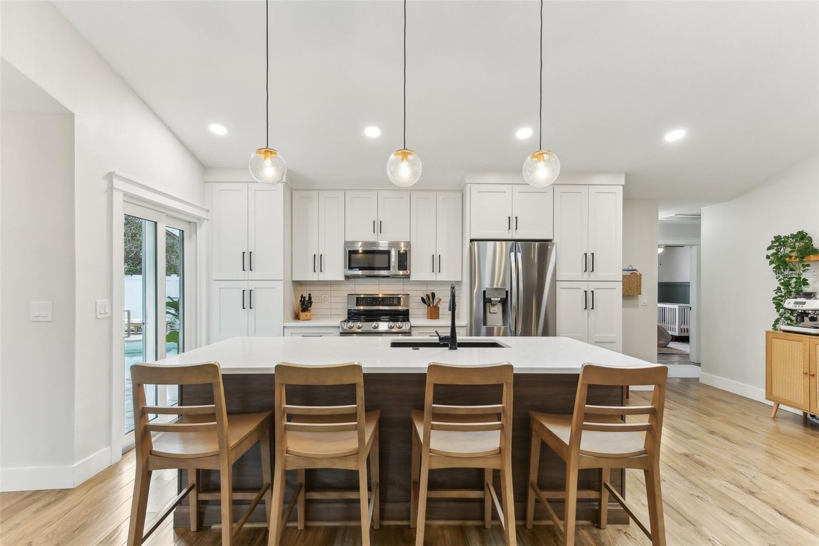 3775 SPRINGHILL CIR — photo 4