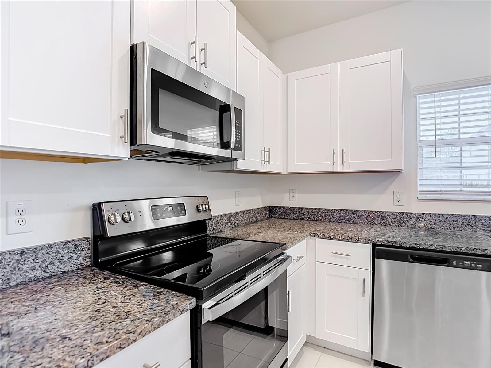 840 TENNYSON MILL CIR — photo 9