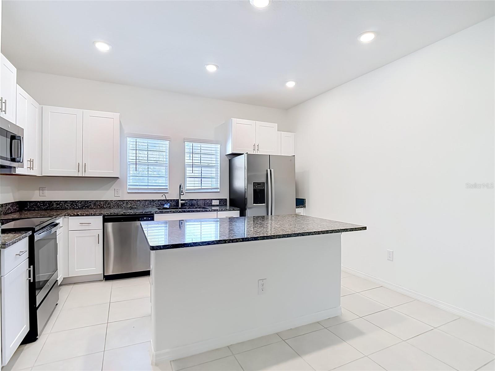 840 TENNYSON MILL CIR — photo 4