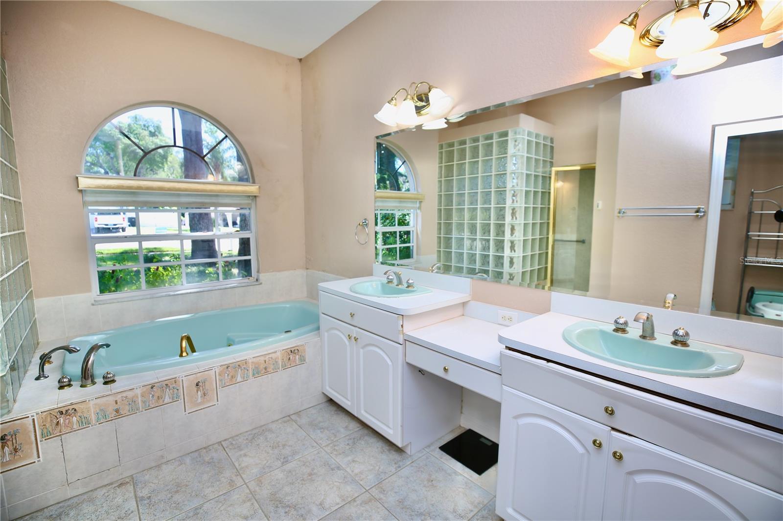 2686 CRYSTAL CIR — photo 14