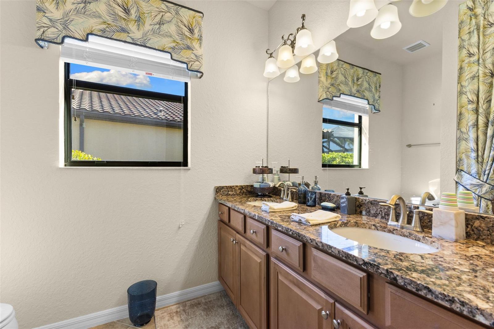 13238 FAMIGLIA DR — photo 14
