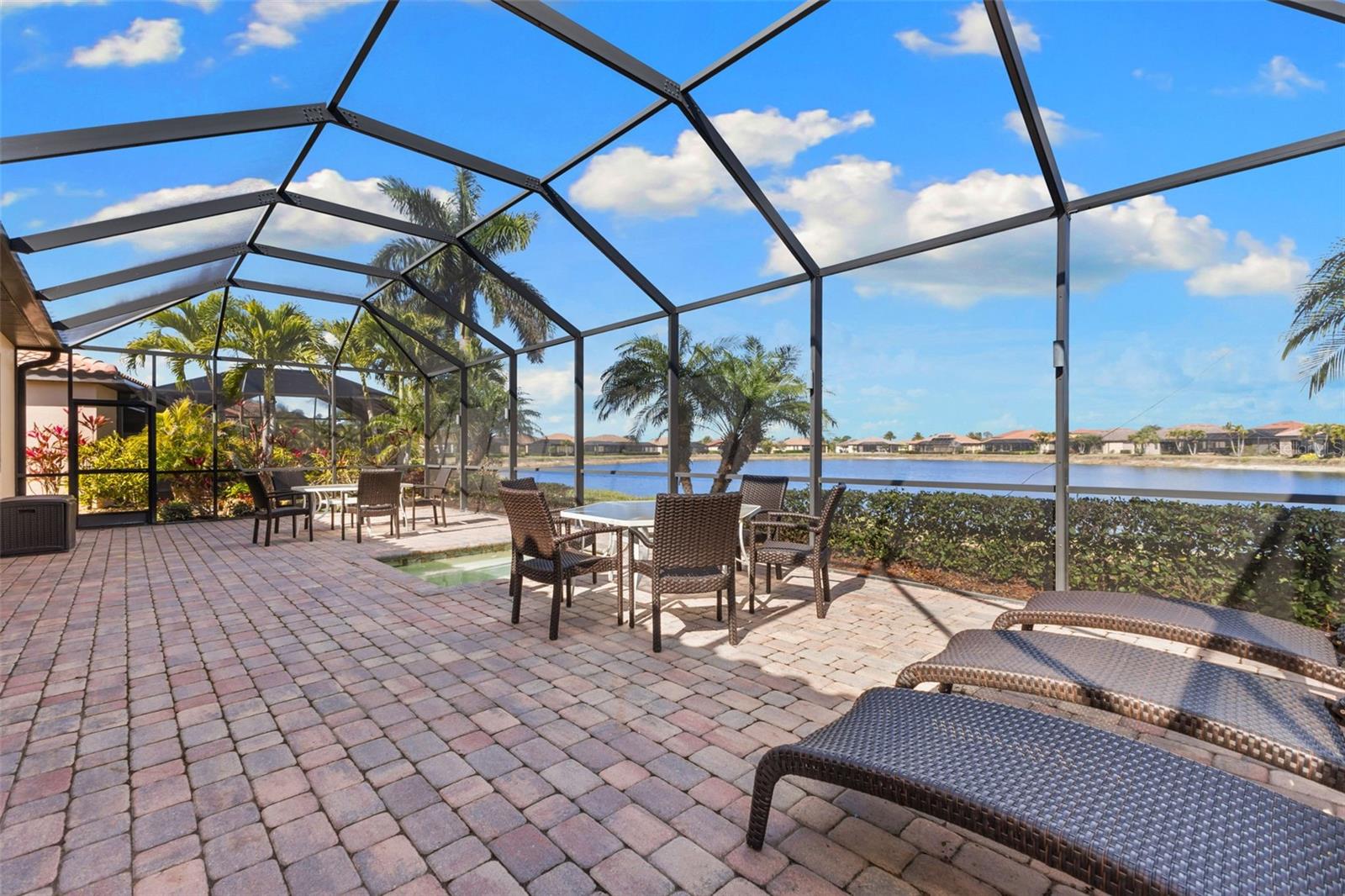 13238 FAMIGLIA DR — photo 19