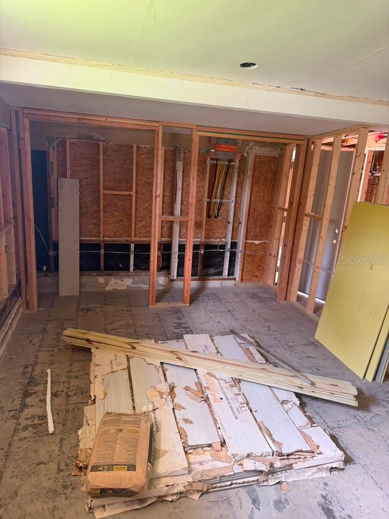 7235 ROYAL PALM DR — photo 12