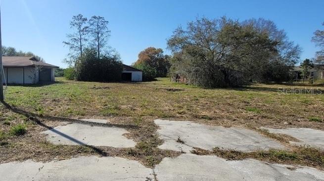 6012 LORRAINE RD — photo 2