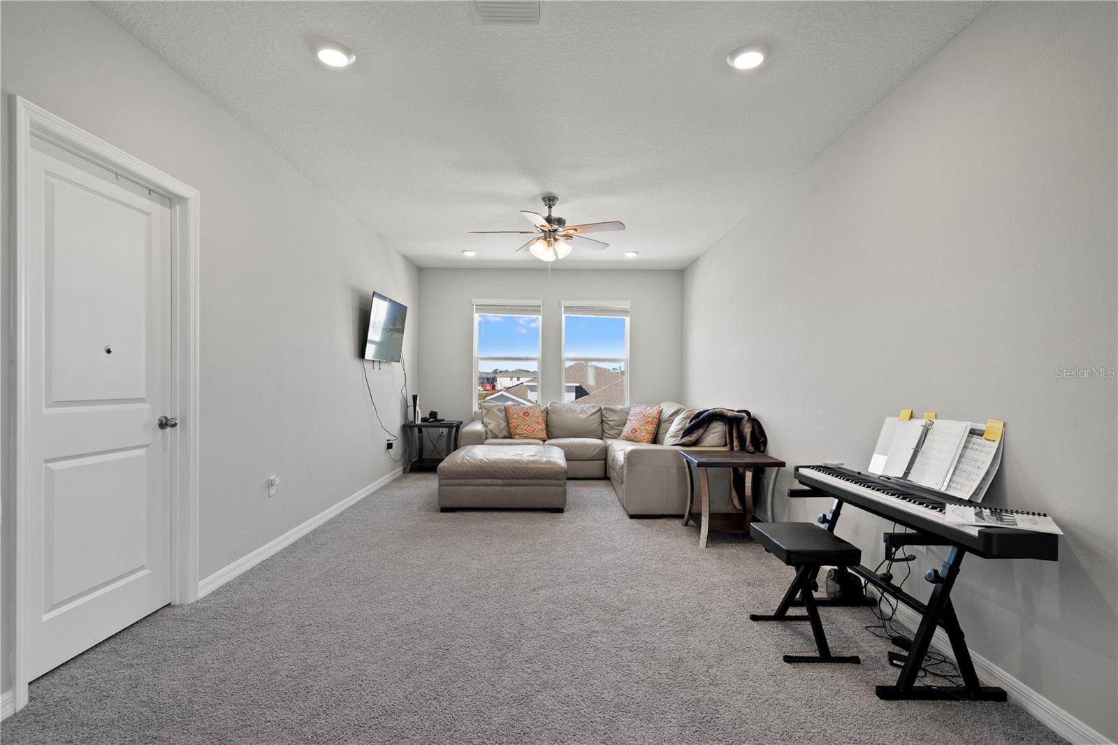 6199 WANDERING WILLOW DR — photo 8