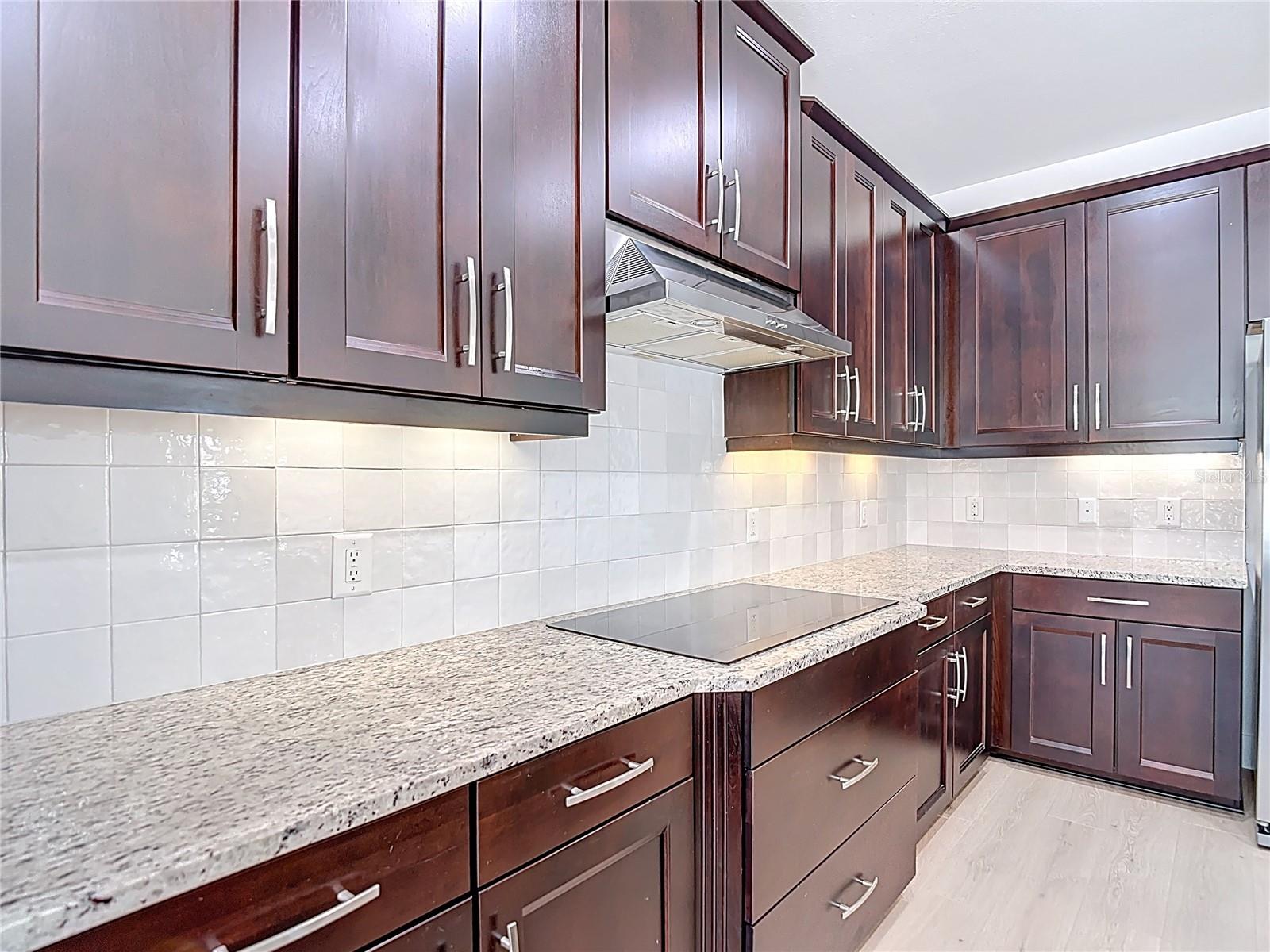 27387 CAYENNE LN — photo 21