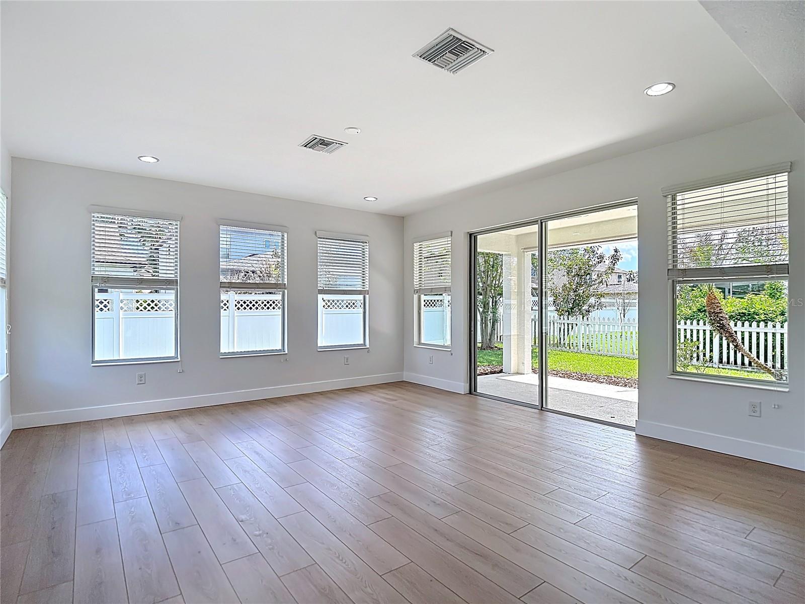 27387 CAYENNE LN — photo 29
