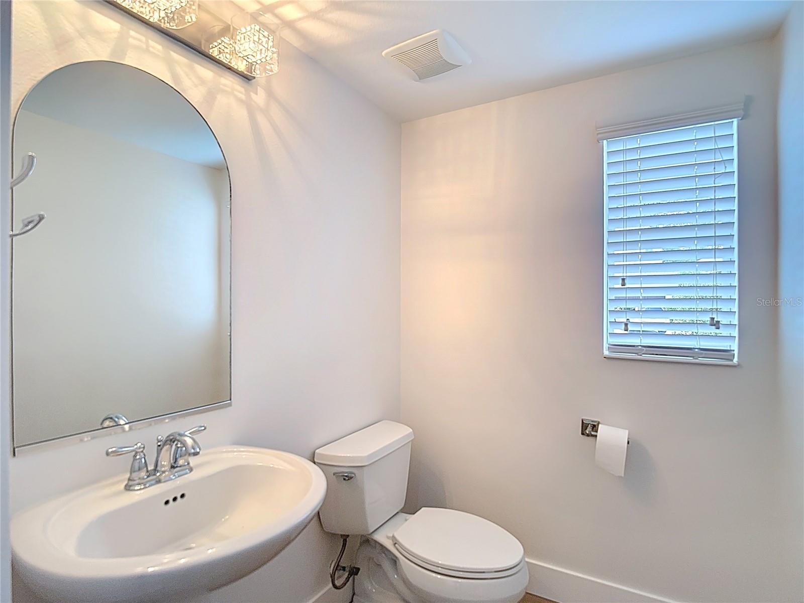 27387 CAYENNE LN — photo 34
