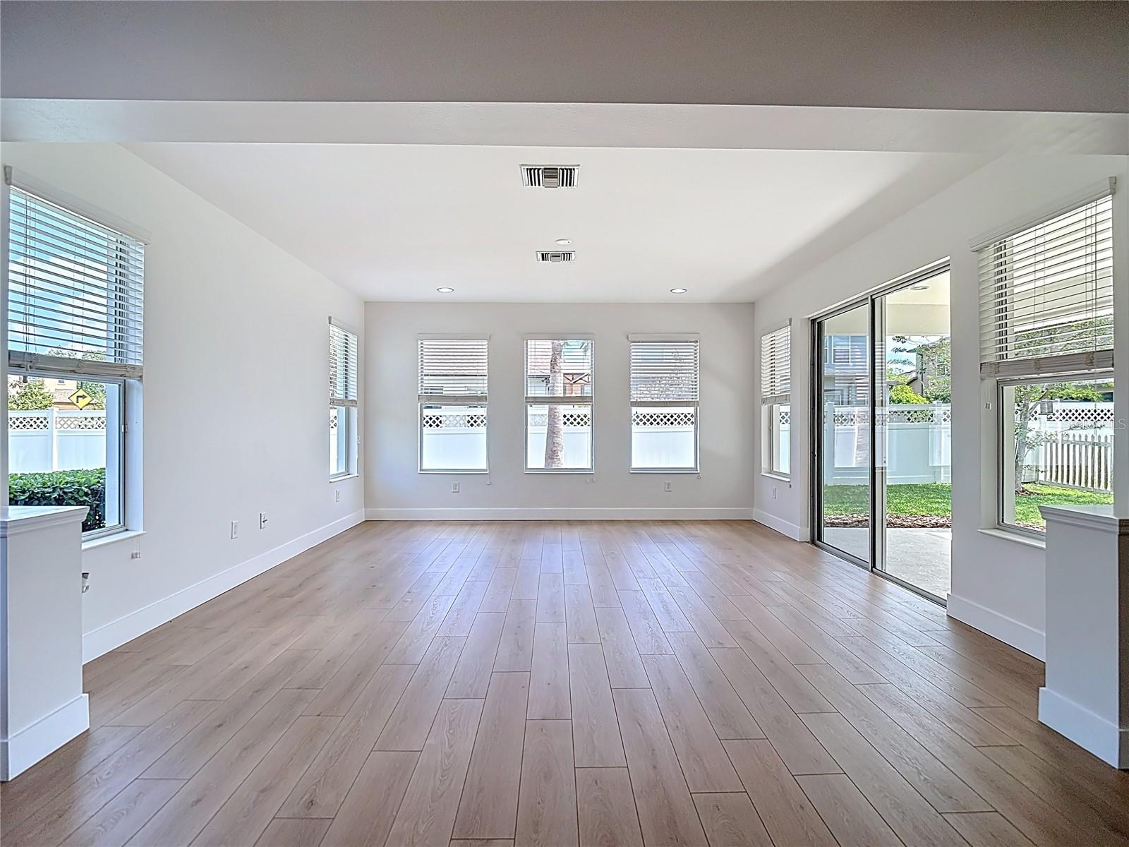 27387 CAYENNE LN — photo 28