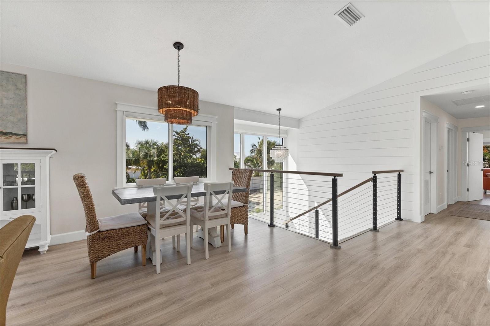 825 TARAWITT DR — photo 19
