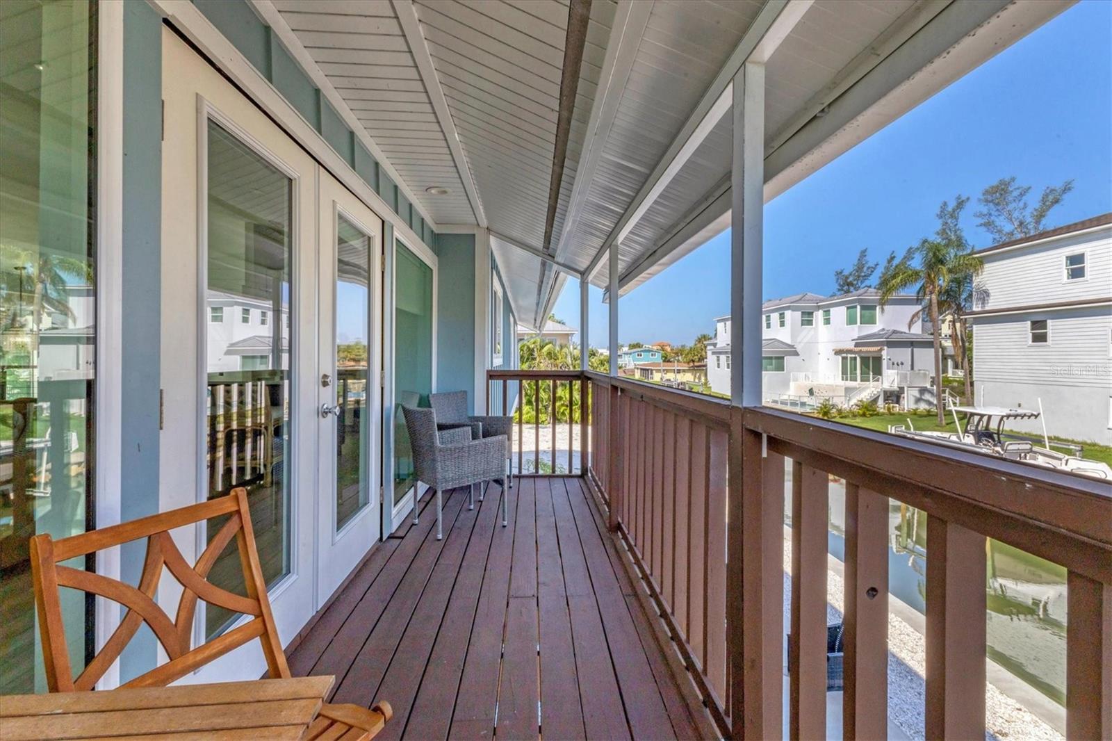 825 TARAWITT DR — photo 29