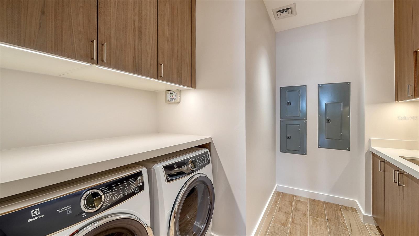 1561 GULF OF MEXICO DR #404 — photo 64