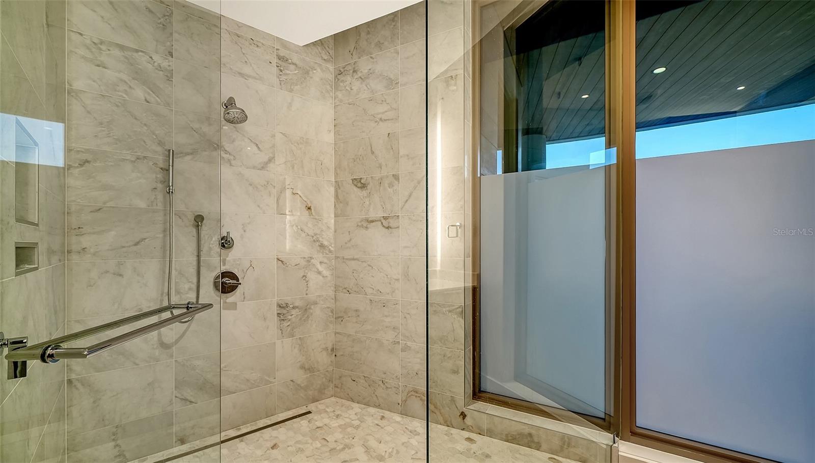 1561 GULF OF MEXICO DR #404 — photo 49