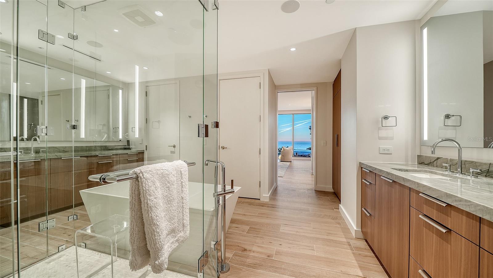 1561 GULF OF MEXICO DR #404 — photo 44