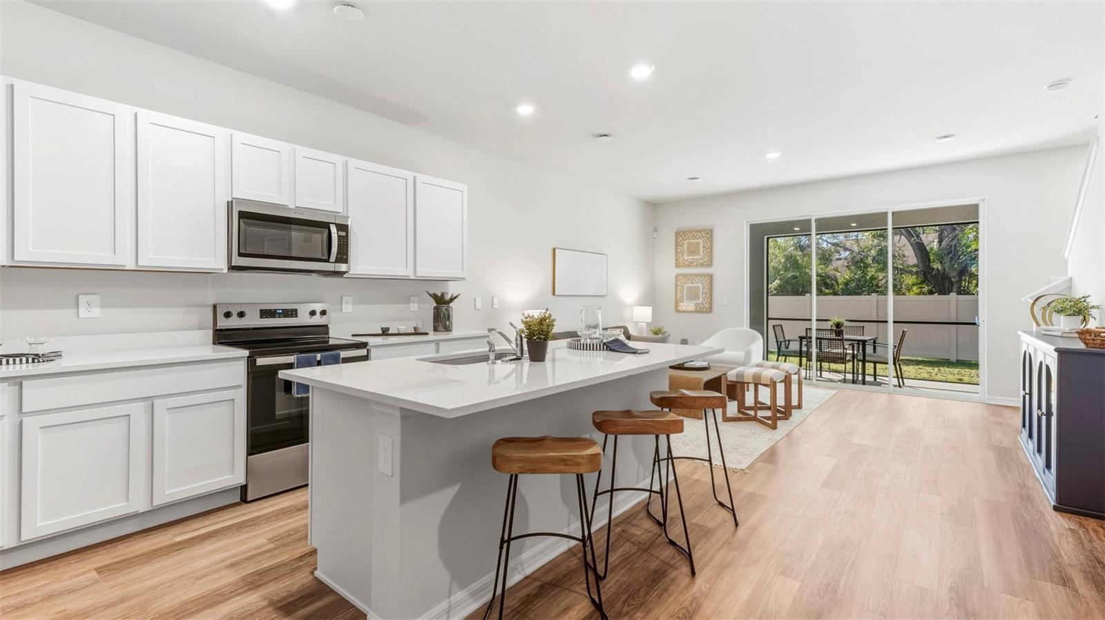 4040 GOLD DUST LN — photo 4