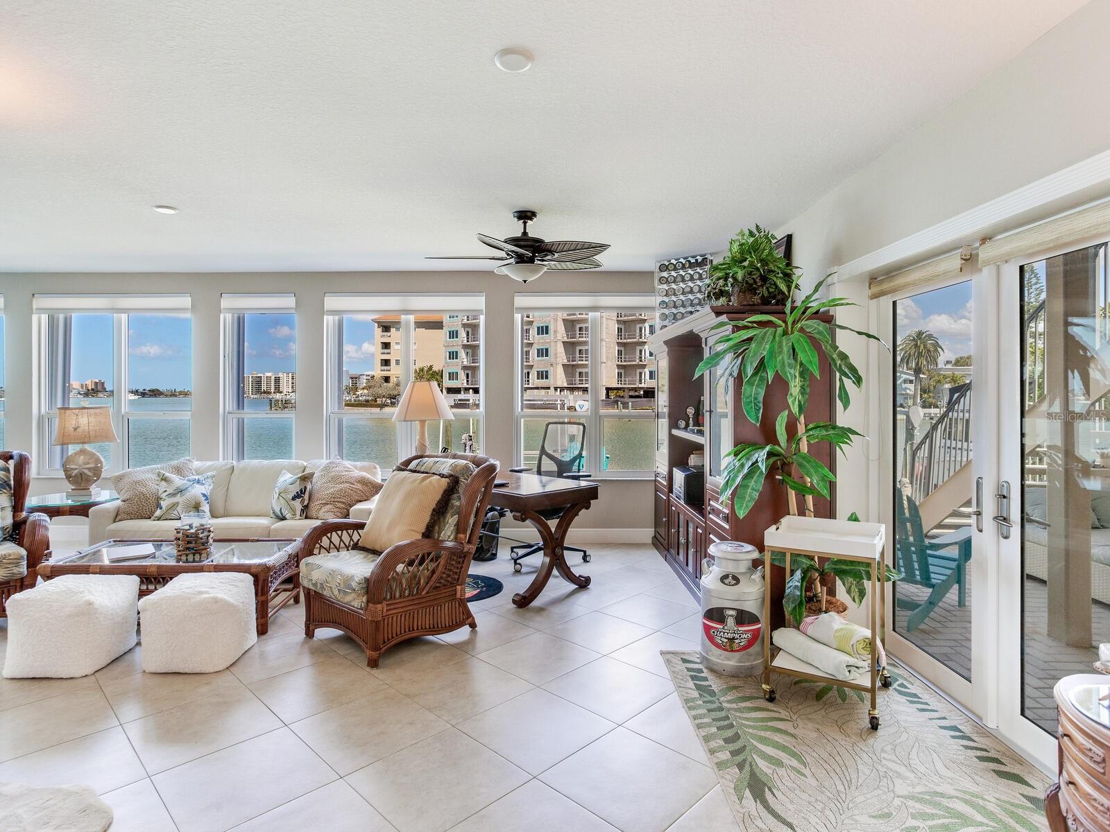 210 DOLPHIN PT #B — photo 12
