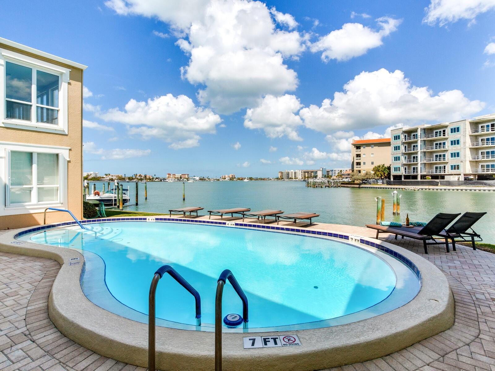 210 DOLPHIN PT #B — photo 60