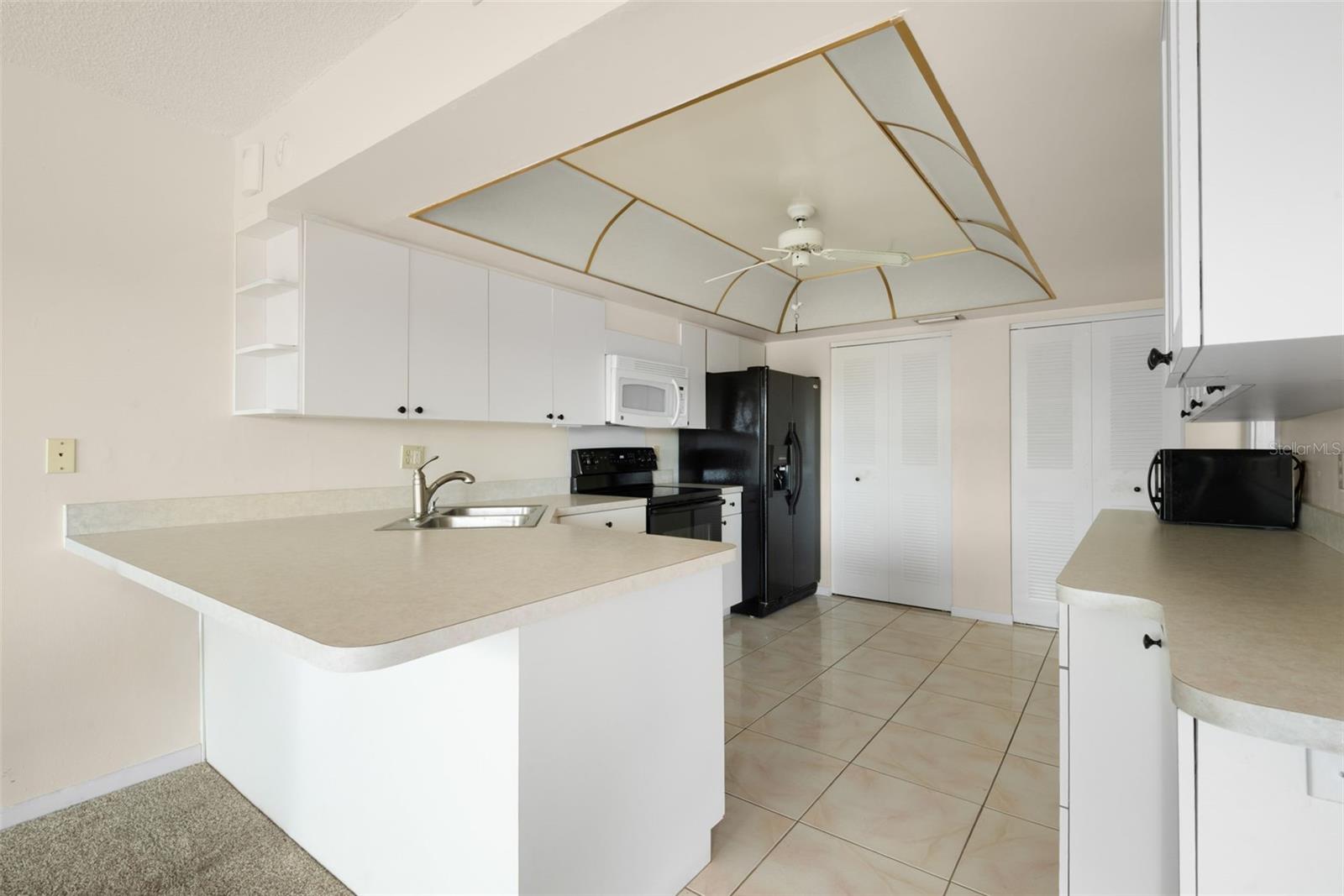 225 COUNTRY CLUB DR #F-1401 — photo 12