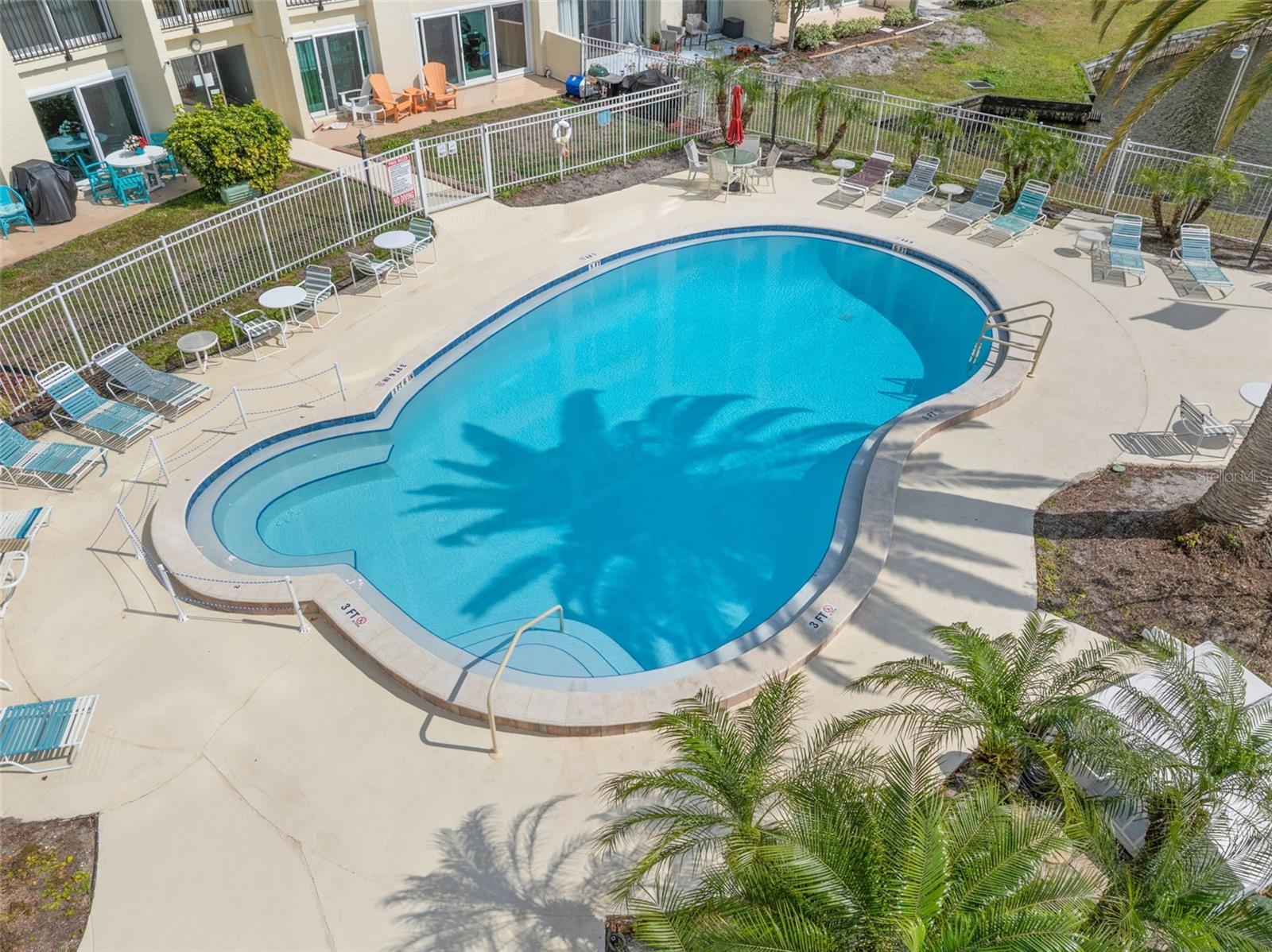 225 COUNTRY CLUB DR #F-1401 — photo 3