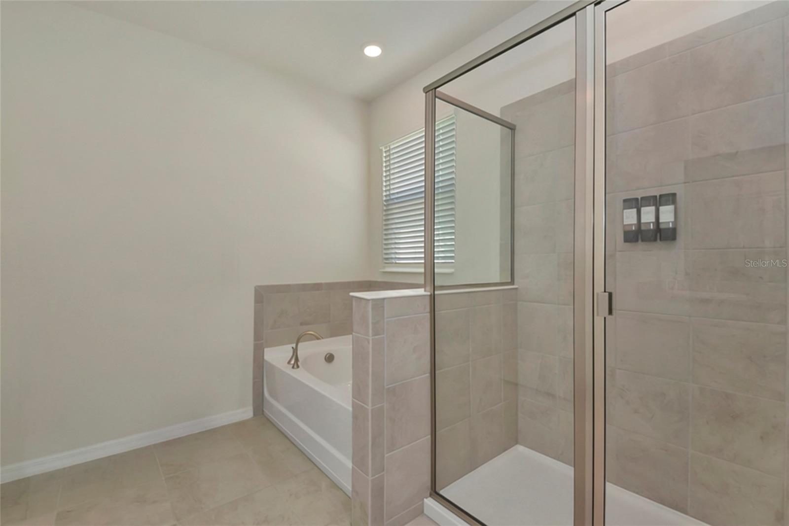 627 160TH ST E — photo 21