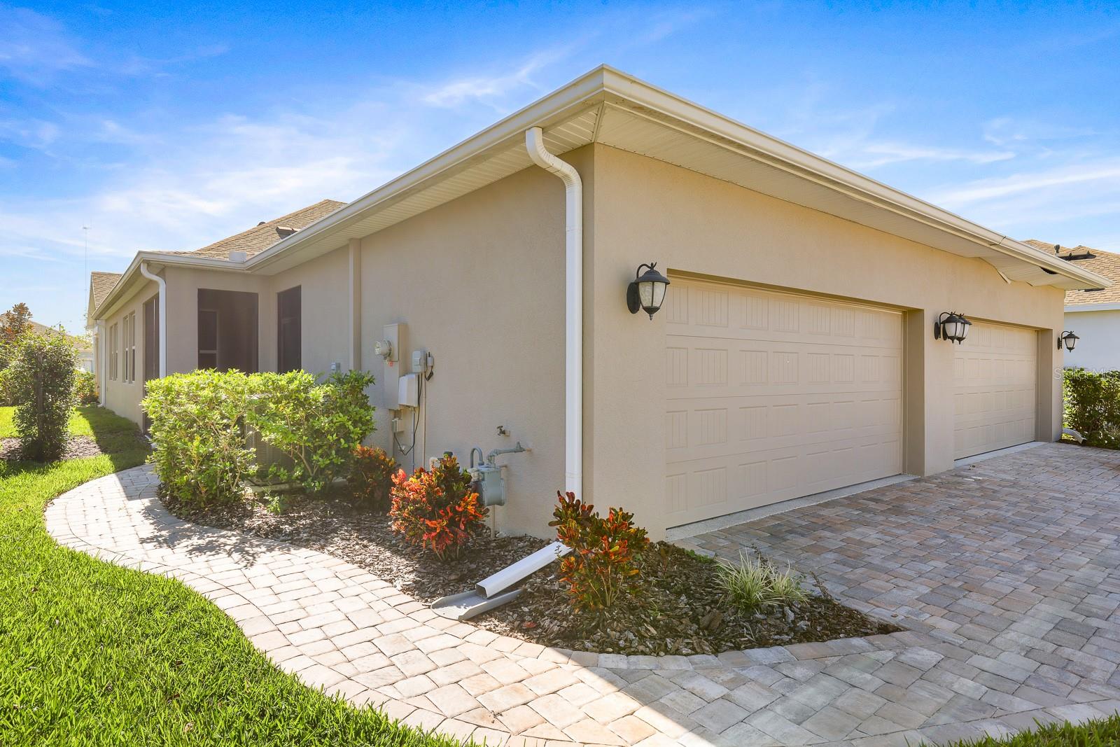 13892 KINGFISHER GLEN DR — photo 33