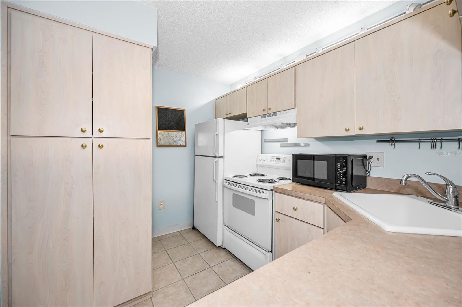 3232 LAKE PINE WAY E #C1 — photo 8