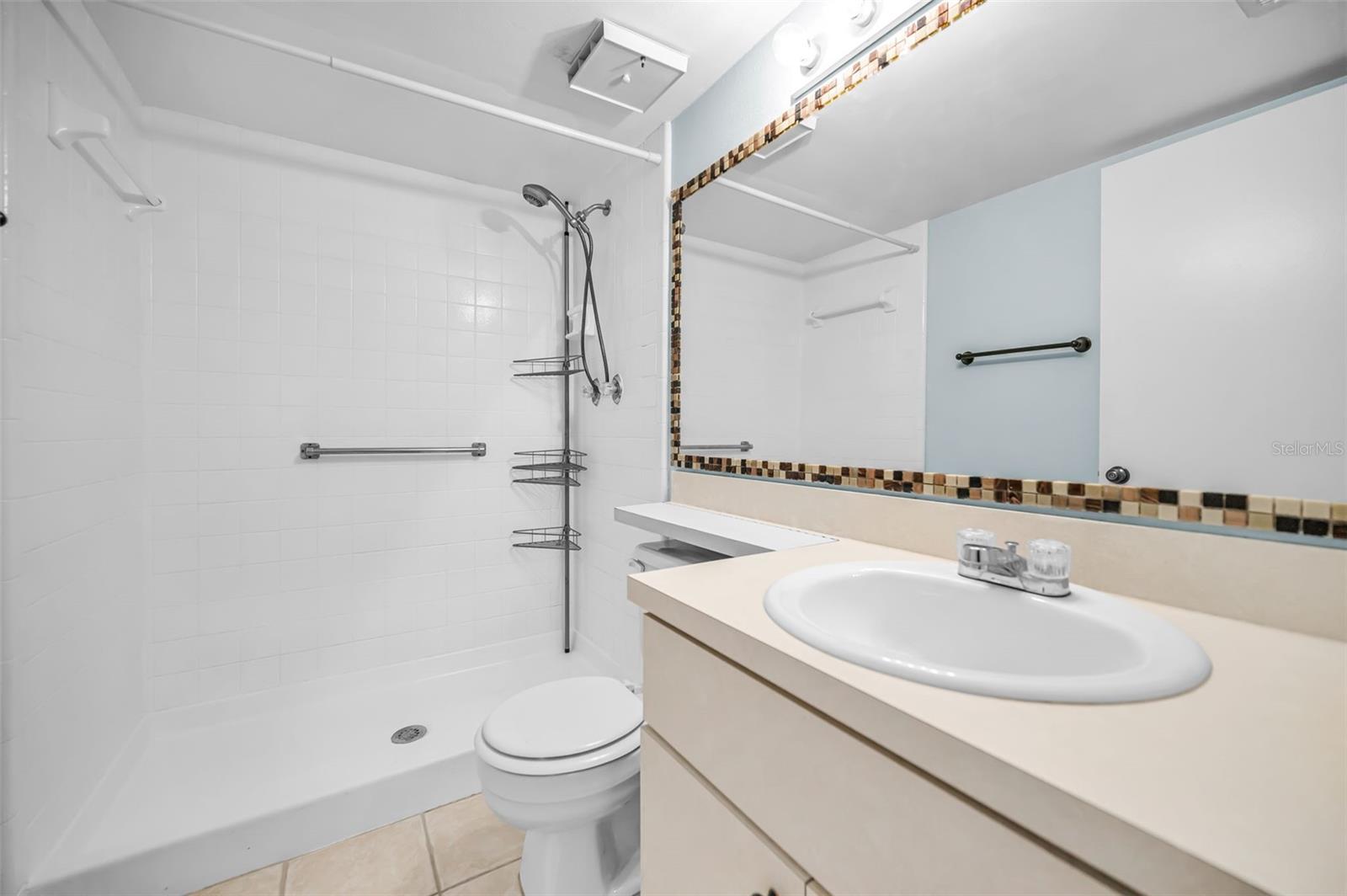 3232 LAKE PINE WAY E #C1 — photo 20