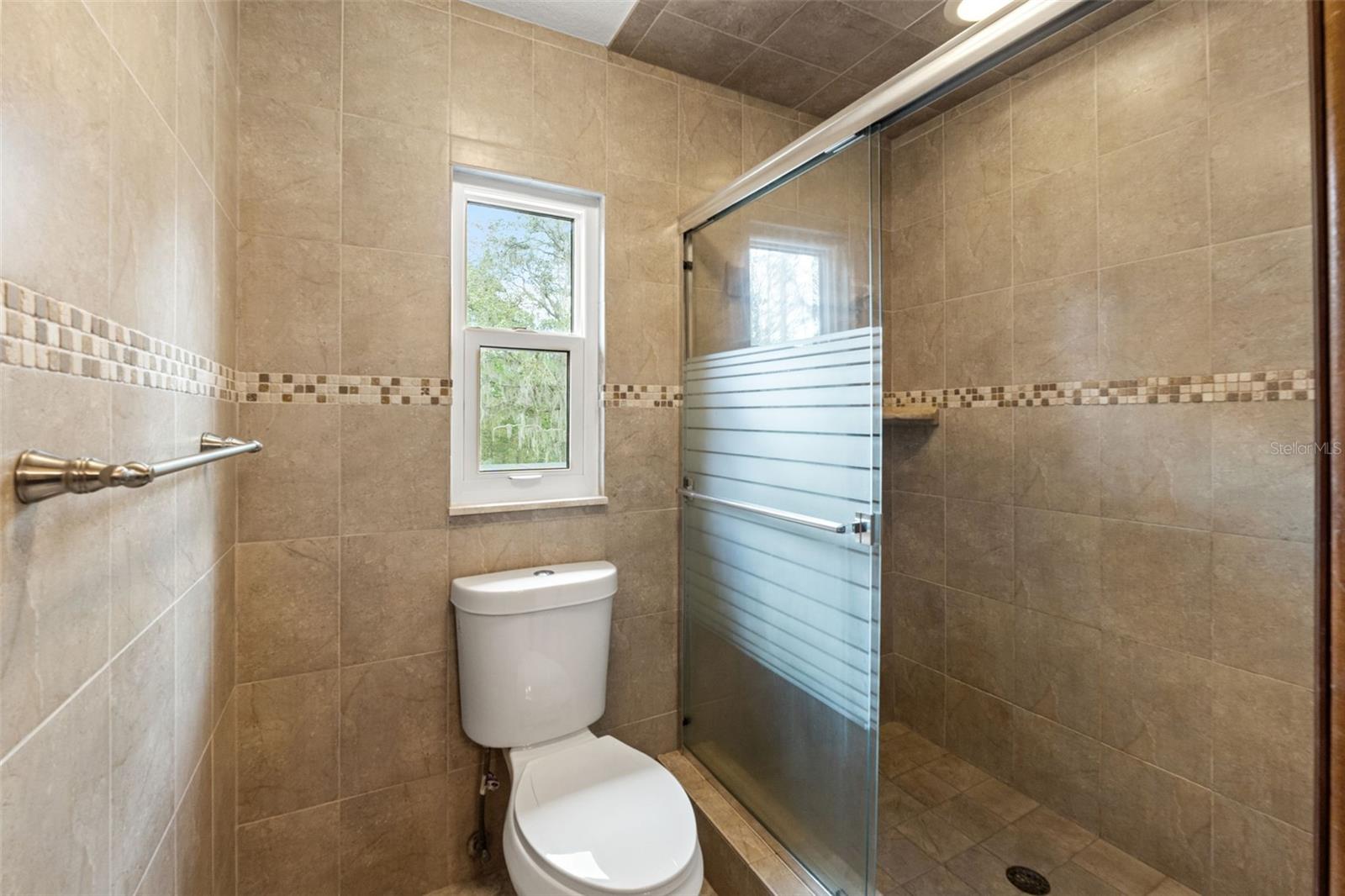 1357 DINSMORE CT — photo 23