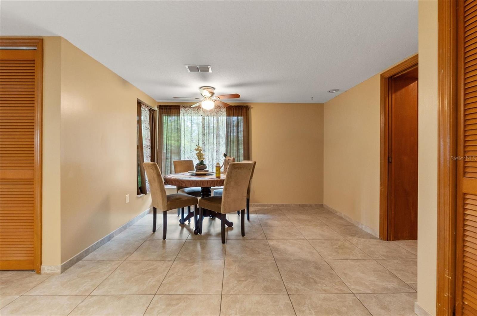 1357 DINSMORE CT — photo 35