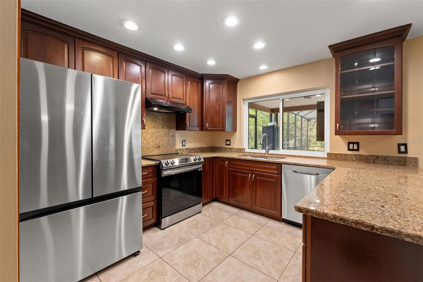 1357 DINSMORE CT — photo 13