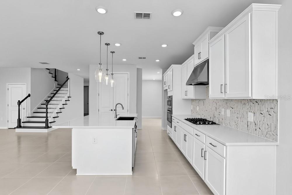 14258 SAWMILL ST — photo 7