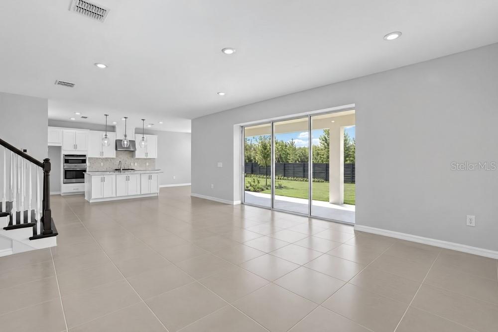 14258 SAWMILL ST — photo 10