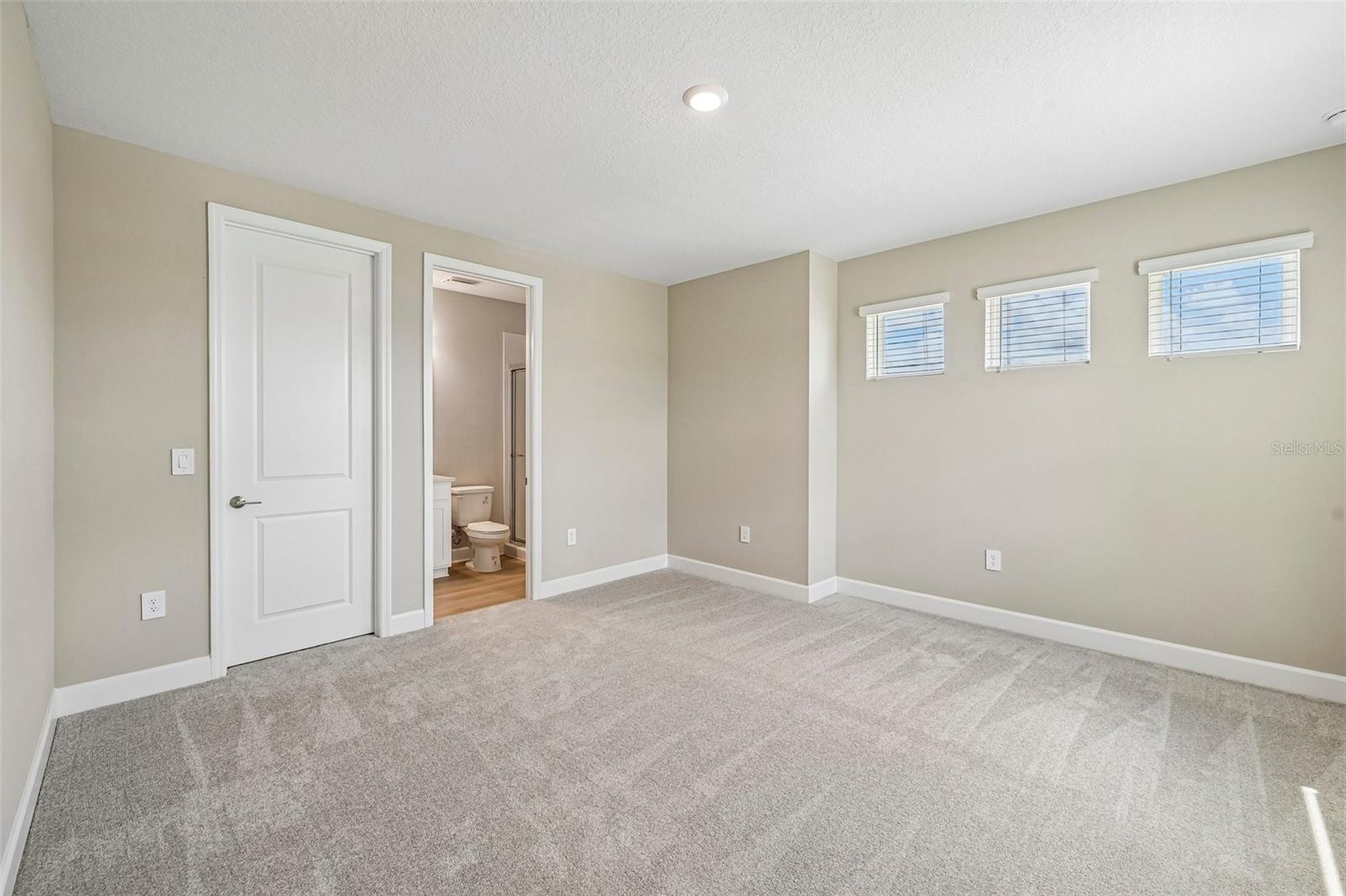 14223 SAWMILL ST — photo 19