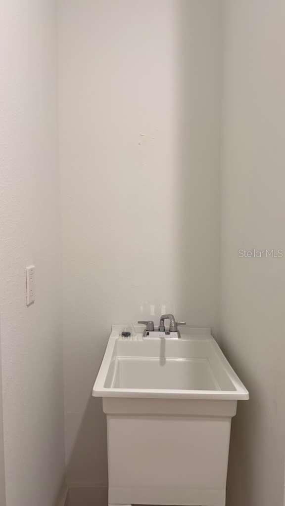 2816 SILAS AVE — photo 13