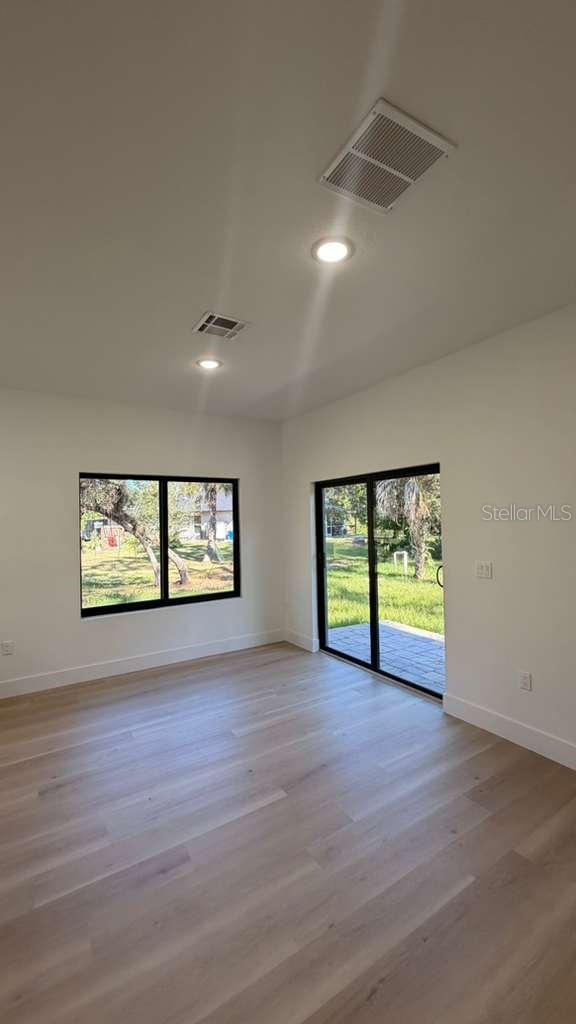 2816 SILAS AVE — photo 26