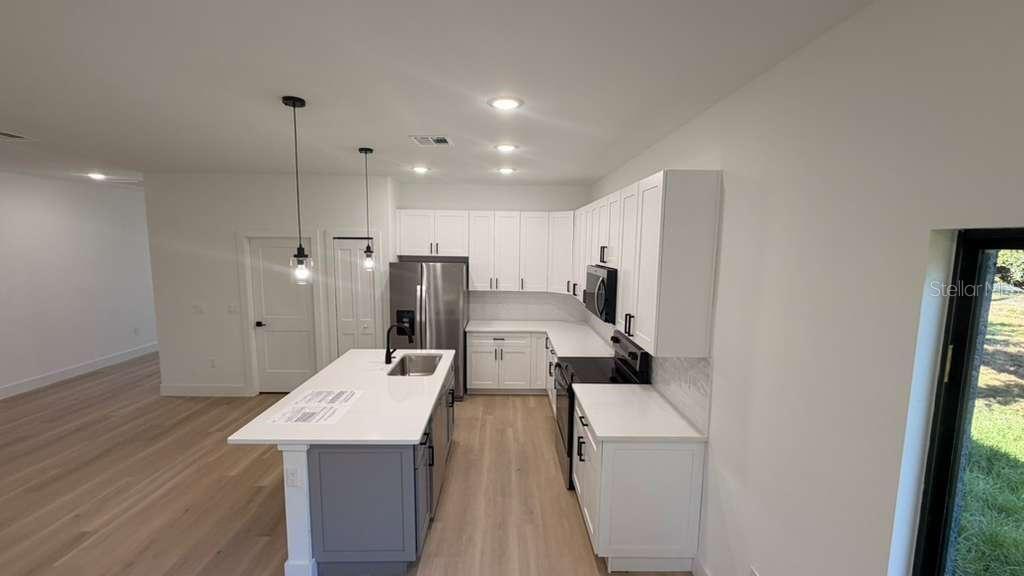 2816 SILAS AVE — photo 20
