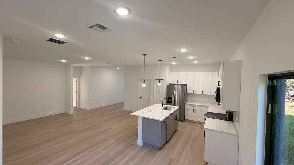 2816 SILAS AVE — photo 19