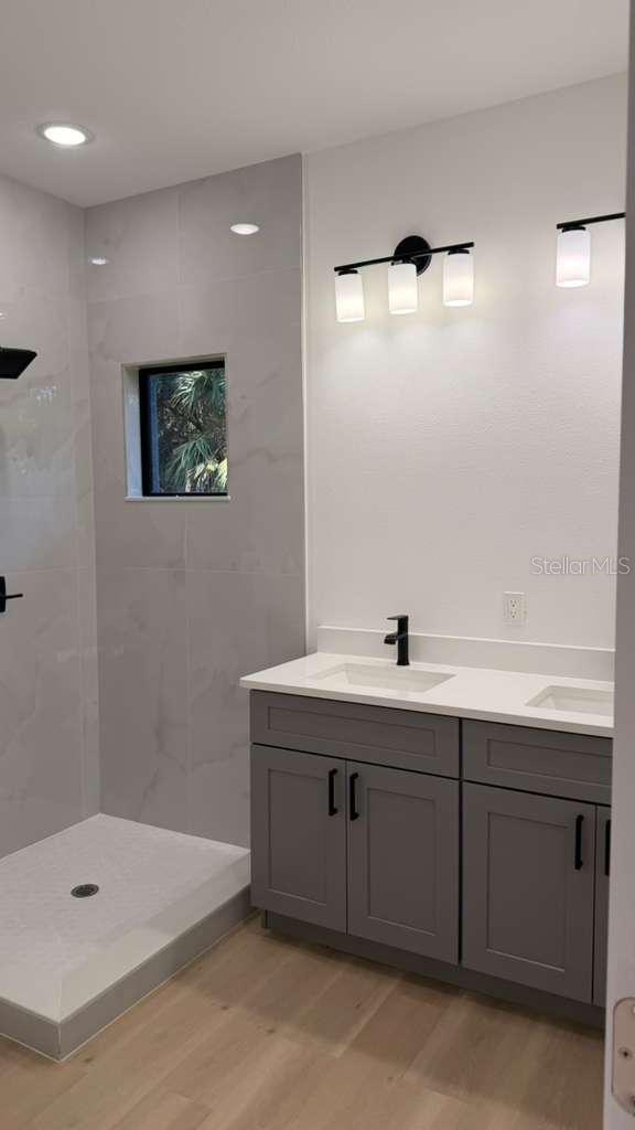 2816 SILAS AVE — photo 12
