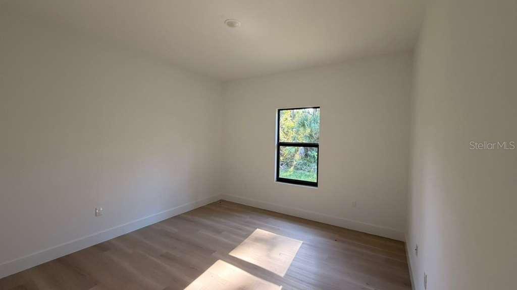 2816 SILAS AVE — photo 40