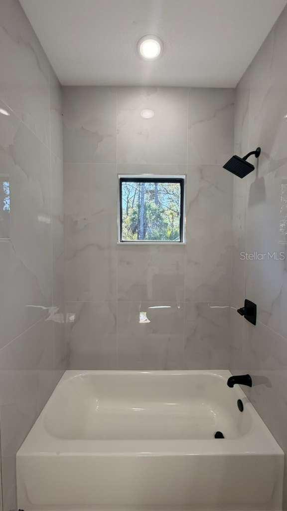 2816 SILAS AVE — photo 11