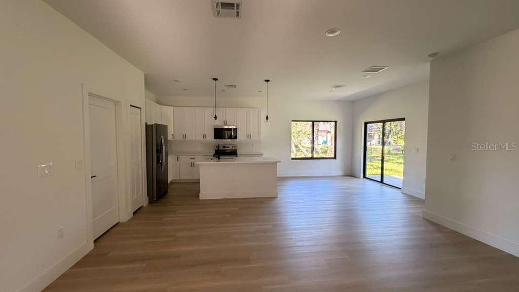 2816 SILAS AVE — photo 22