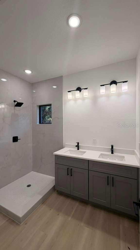 2816 SILAS AVE — photo 8