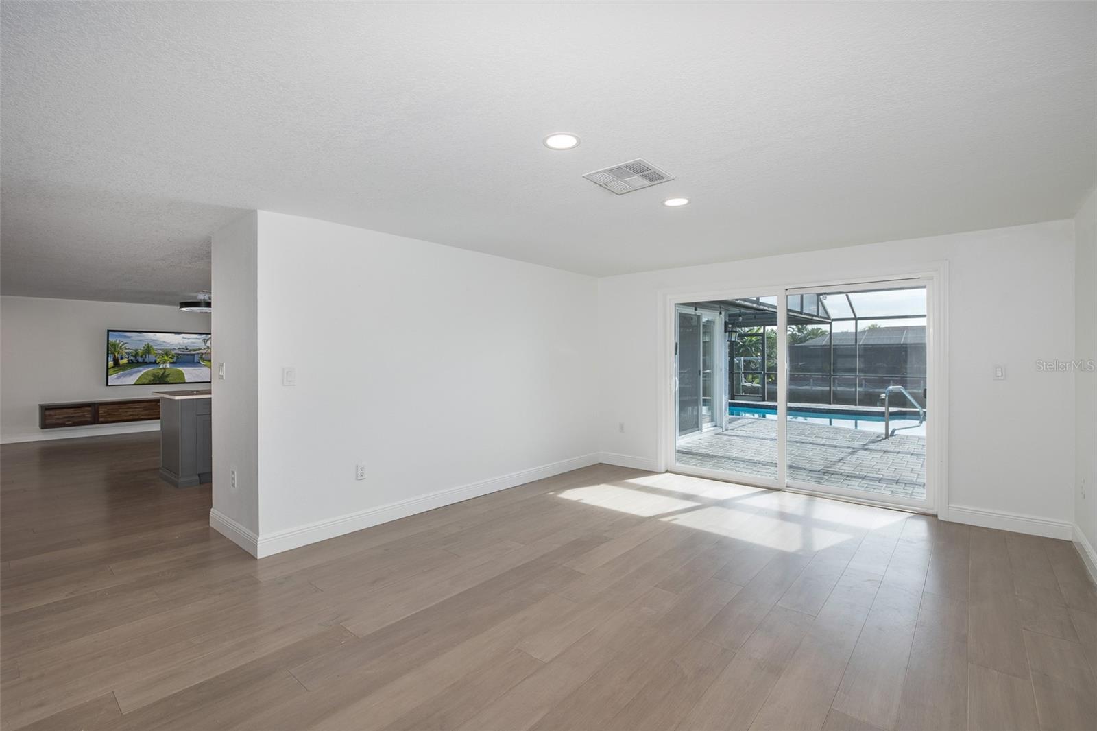 9816 SAN MATEO WAY — photo 10