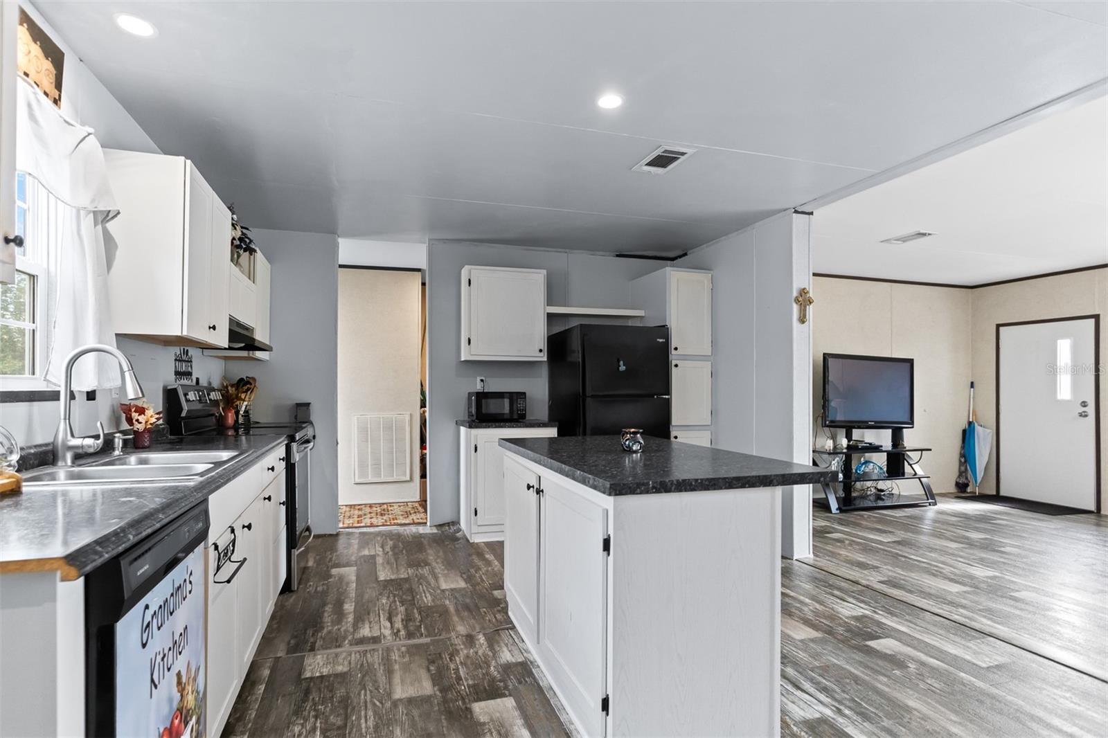 40545 STEWART RD — photo 11