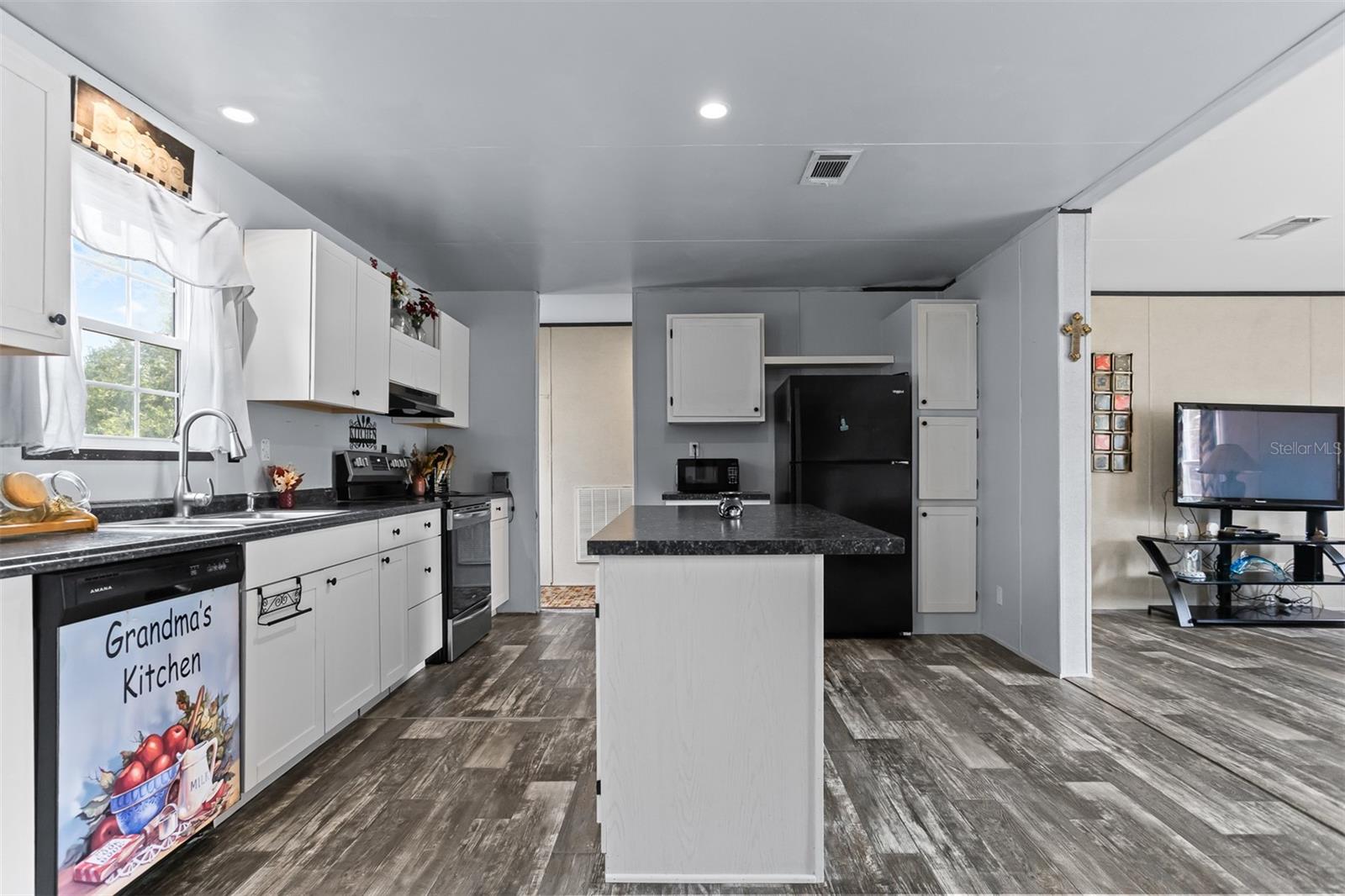 40545 STEWART RD — photo 10