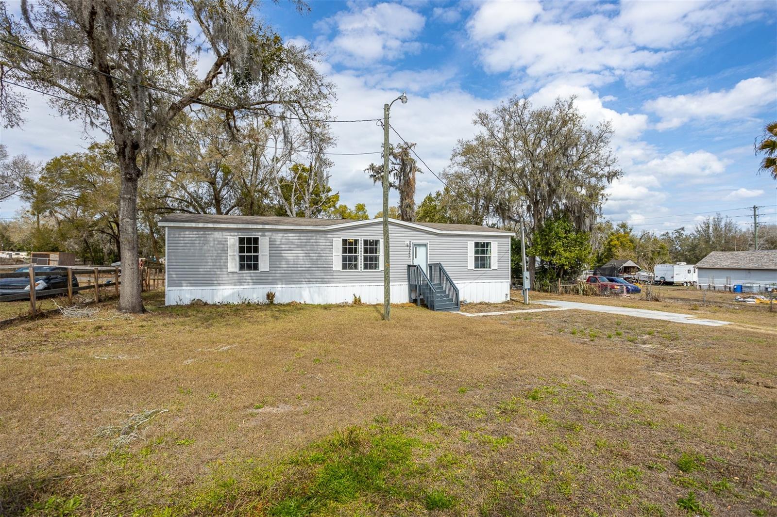 40545 STEWART RD — photo 4