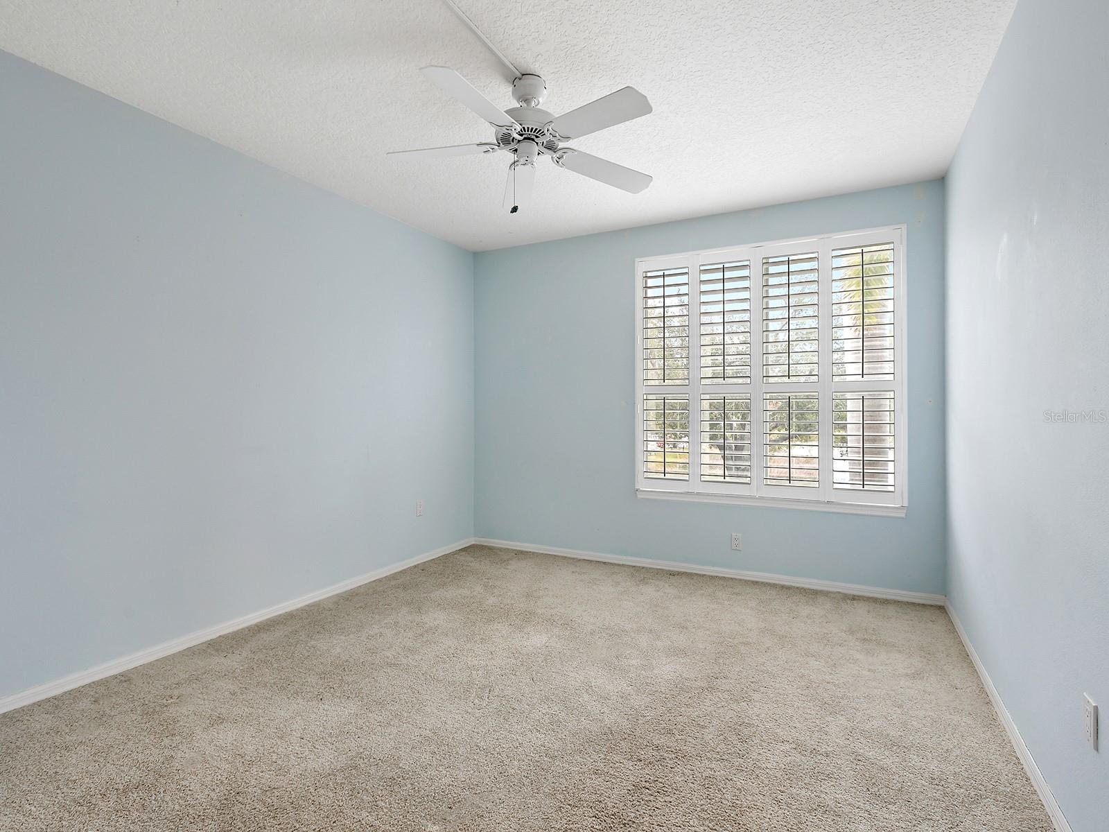 5420 EAGLES POINT CIR #106 — photo 30