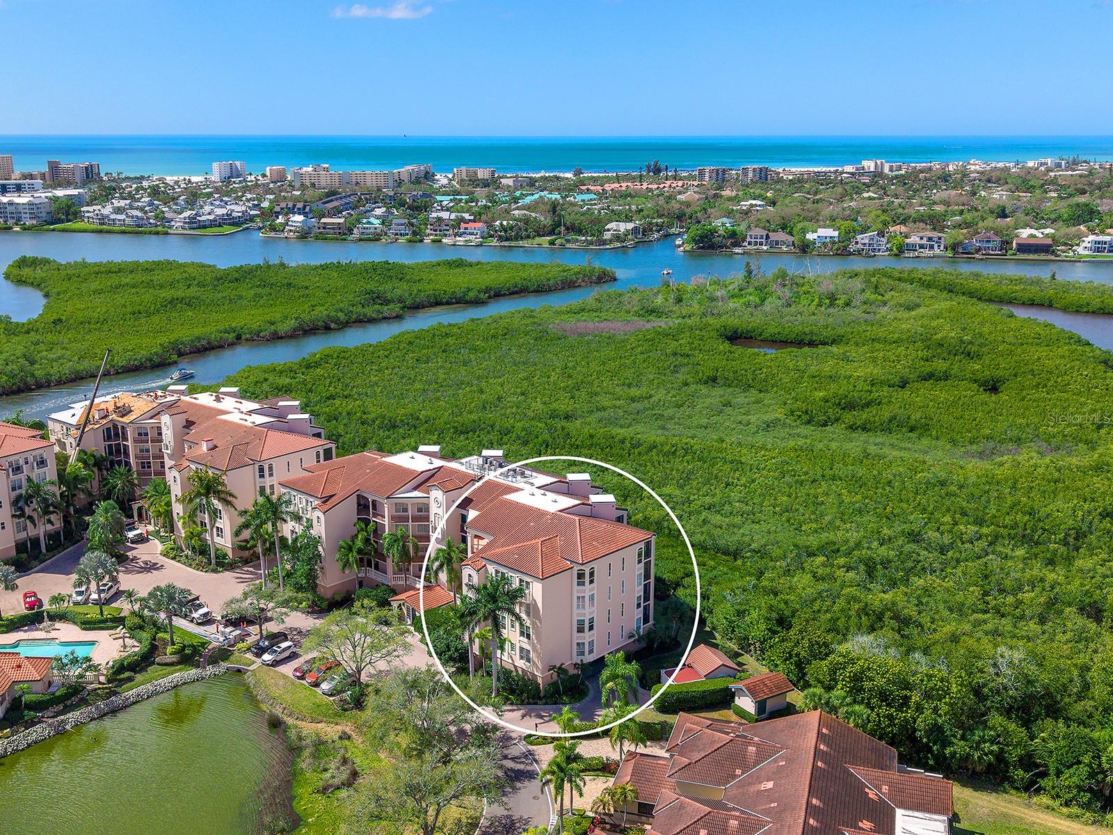 5420 EAGLES POINT CIR #106 — photo 47