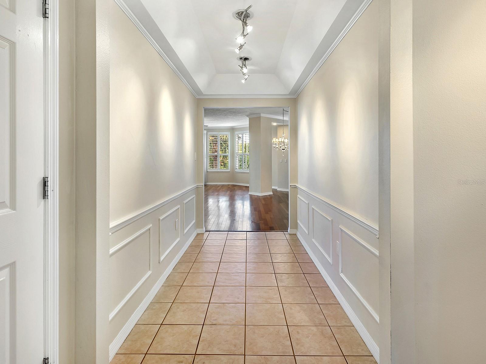 5420 EAGLES POINT CIR #106 — photo 5